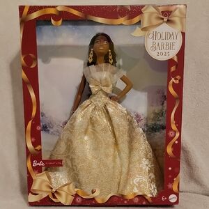 Barbie Signature Holiday 2025 in Gold Dress